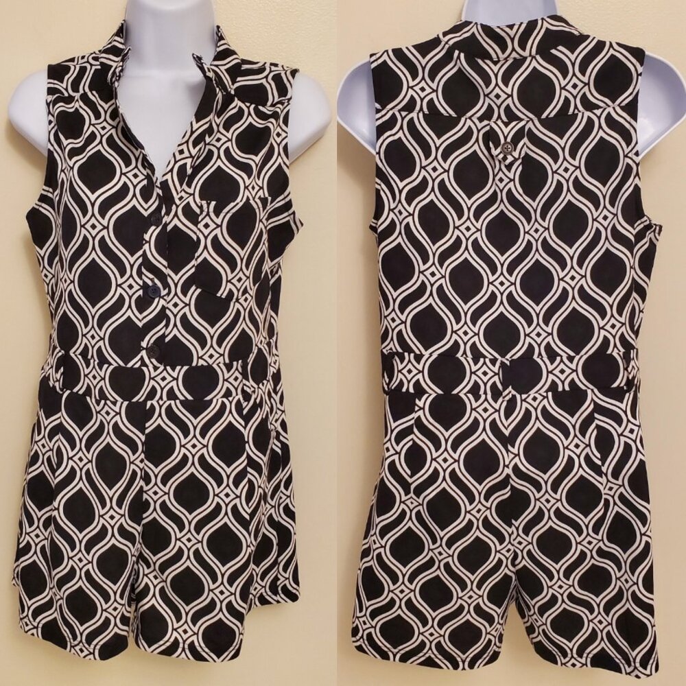 Love University Sleeveless Romper with Pockets Black White Pattern - M